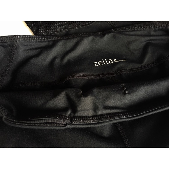 Zella Crop Leggings With Mesh Ankle and Pockets - Picture 4 of 5